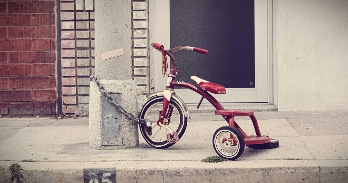 LLM 微調教學：LoRA 與 QLoRA 從零開始的 Fine-tuning 實戰指南