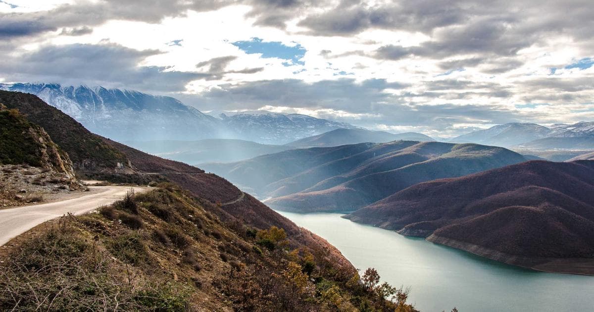 台灣債券 ETF 完整教學：穩定收益投資策略與精選推薦 2026